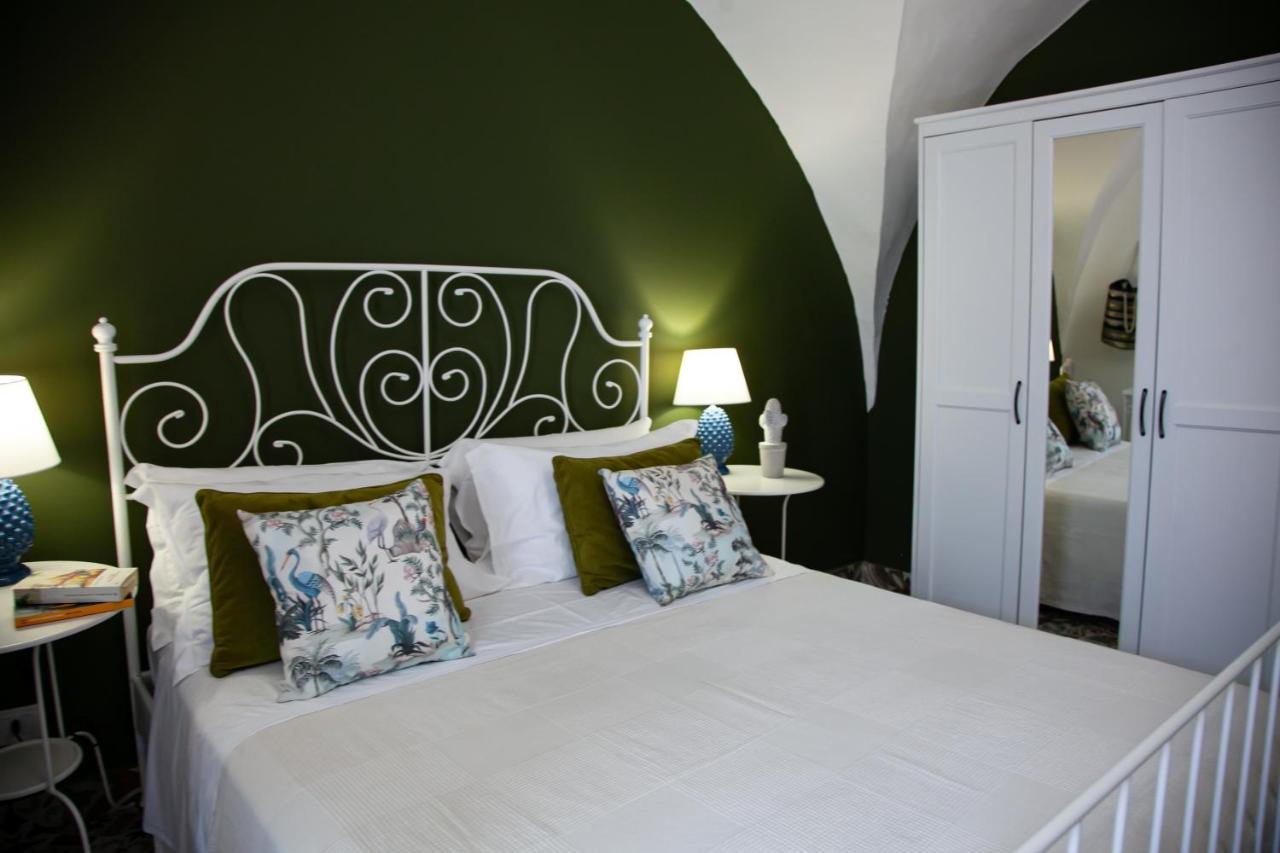 La Casetta In Centro By Sicily In Home Catania Ngoại thất bức ảnh