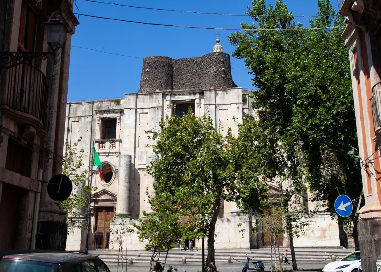 La Casetta In Centro By Sicily In Home Catania Ngoại thất bức ảnh